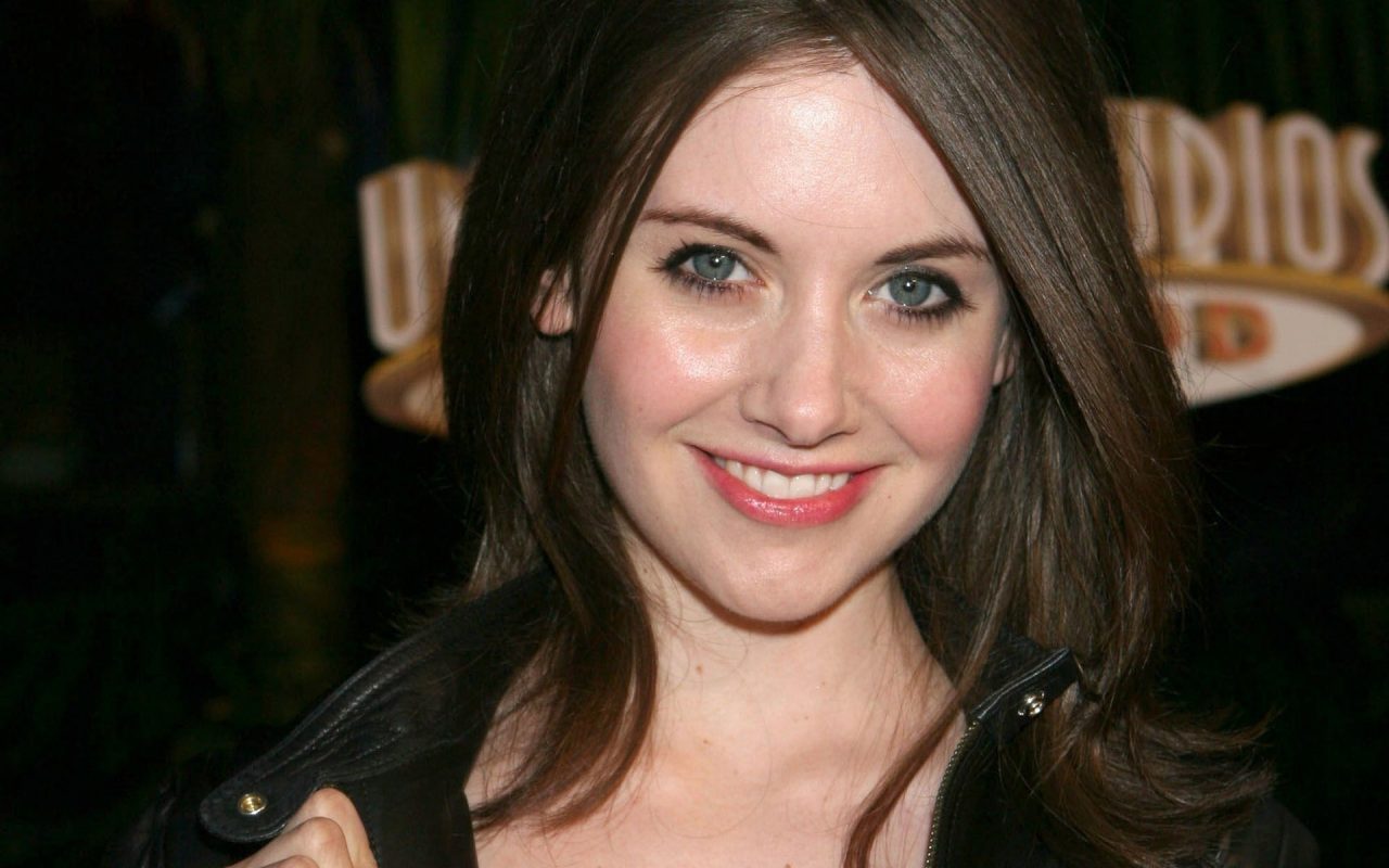 Alison Brie nel cast di G.L.O.W. – serie Netflix sul Wrestling femminile