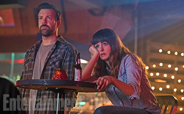 Colossal: Anna Hathaway affronta mostri giganti nel misterioso indie drama