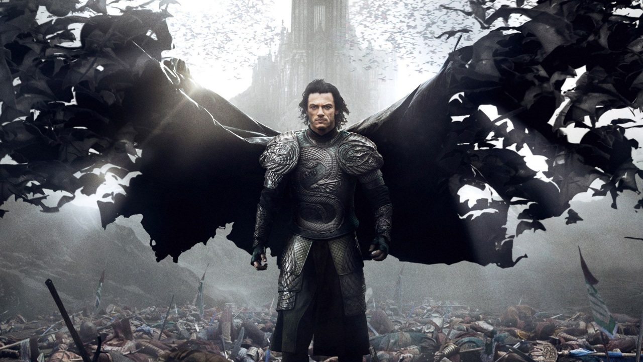 Luke Evans aggiorna i fan sull’Universo Condiviso dei mostri Universal