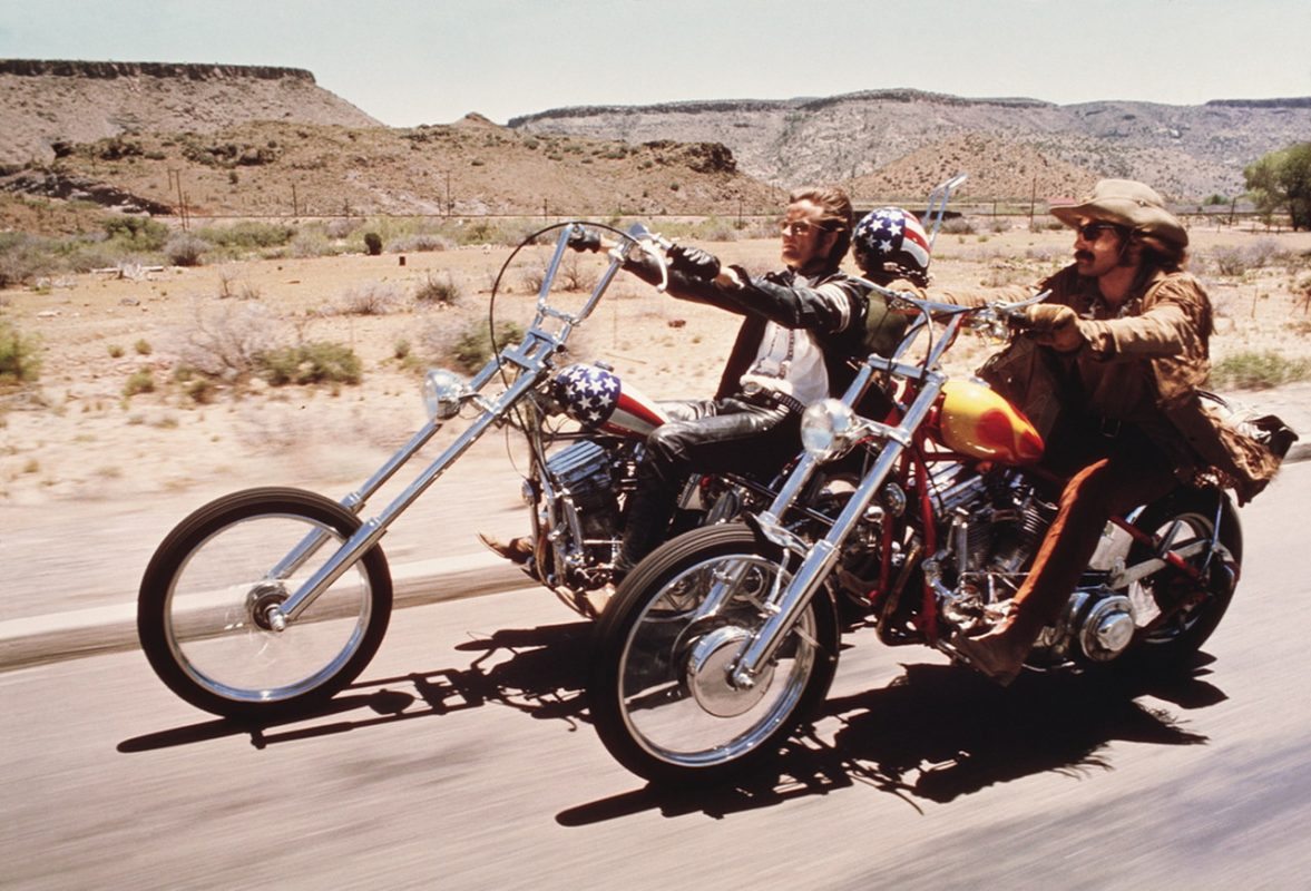 Easy Rider: trailer, trama e cast del film in onda sabato 26 novembre su Paramount Channel