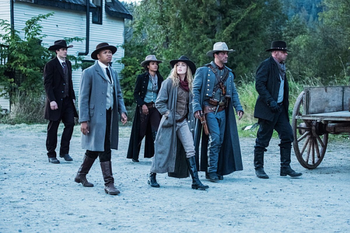 Legends Of Tomorrow 2: il ritorno di Jonah Hex nell'episodio 6. Trailer e immagini