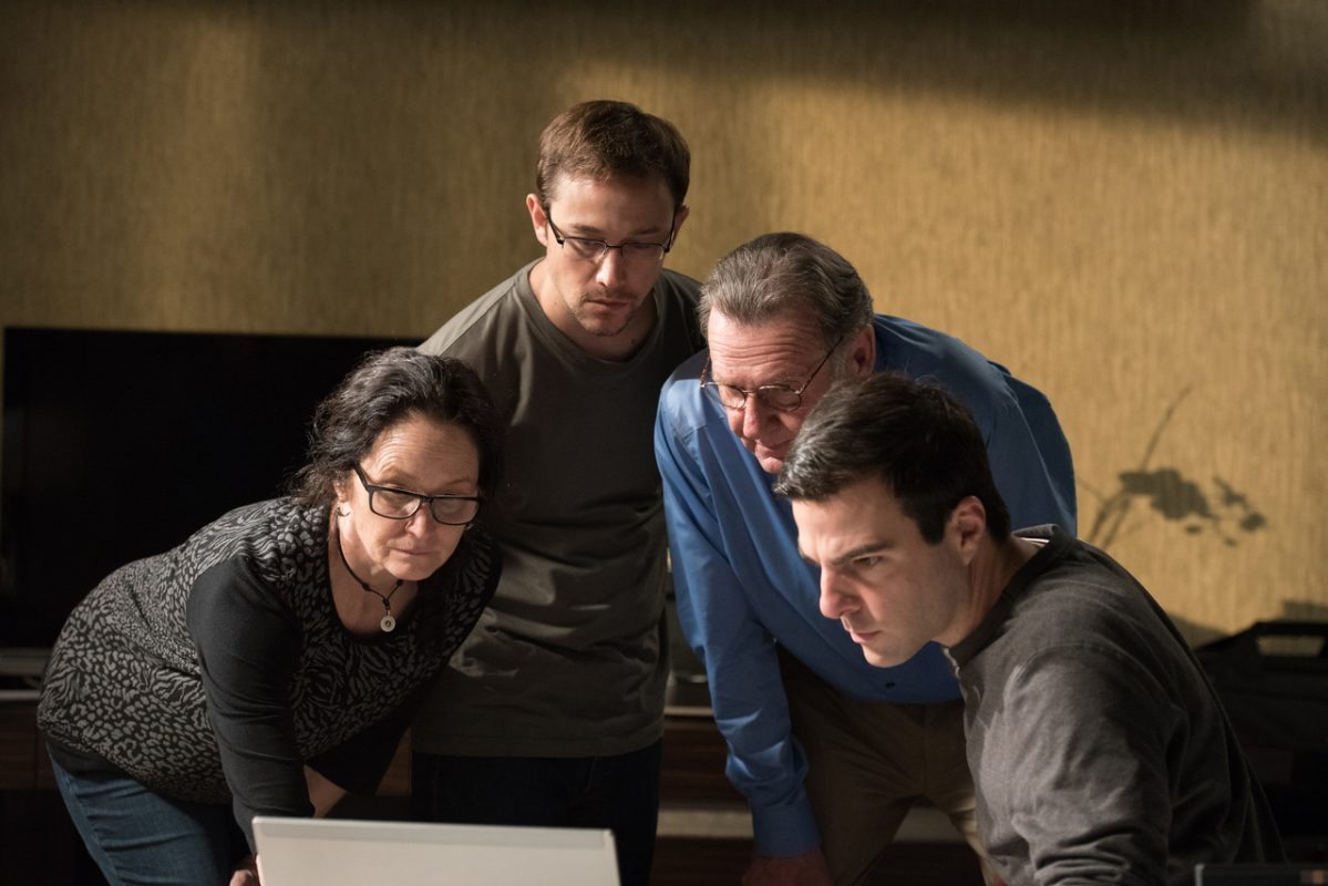 Snowden: Joseph Gordon-Levitt parla del film di Oliver Stone – intervista e nuova clip