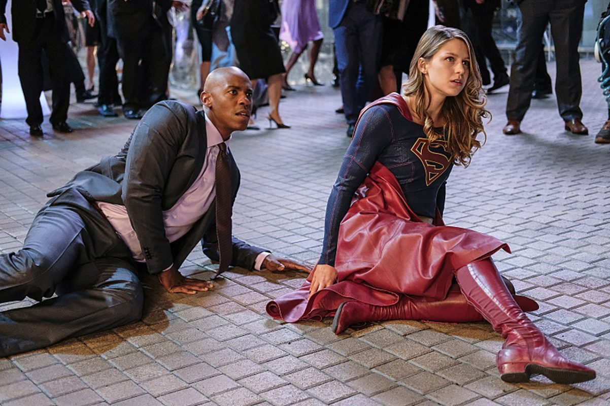 Supergirl 2: rivelate le foto dell’episodio 5, “Crossfire”