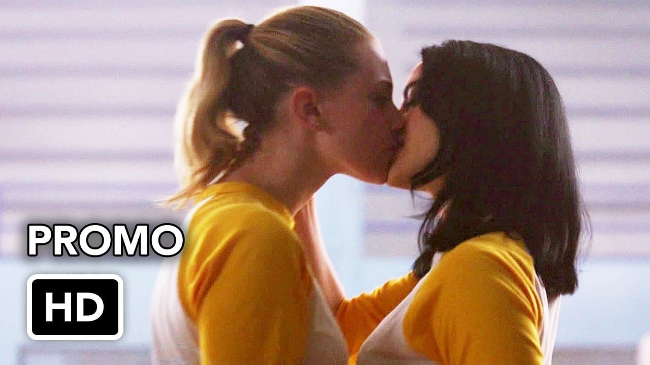 Riverdale: Betty e Veronica protagoniste del nuovo promo della serie