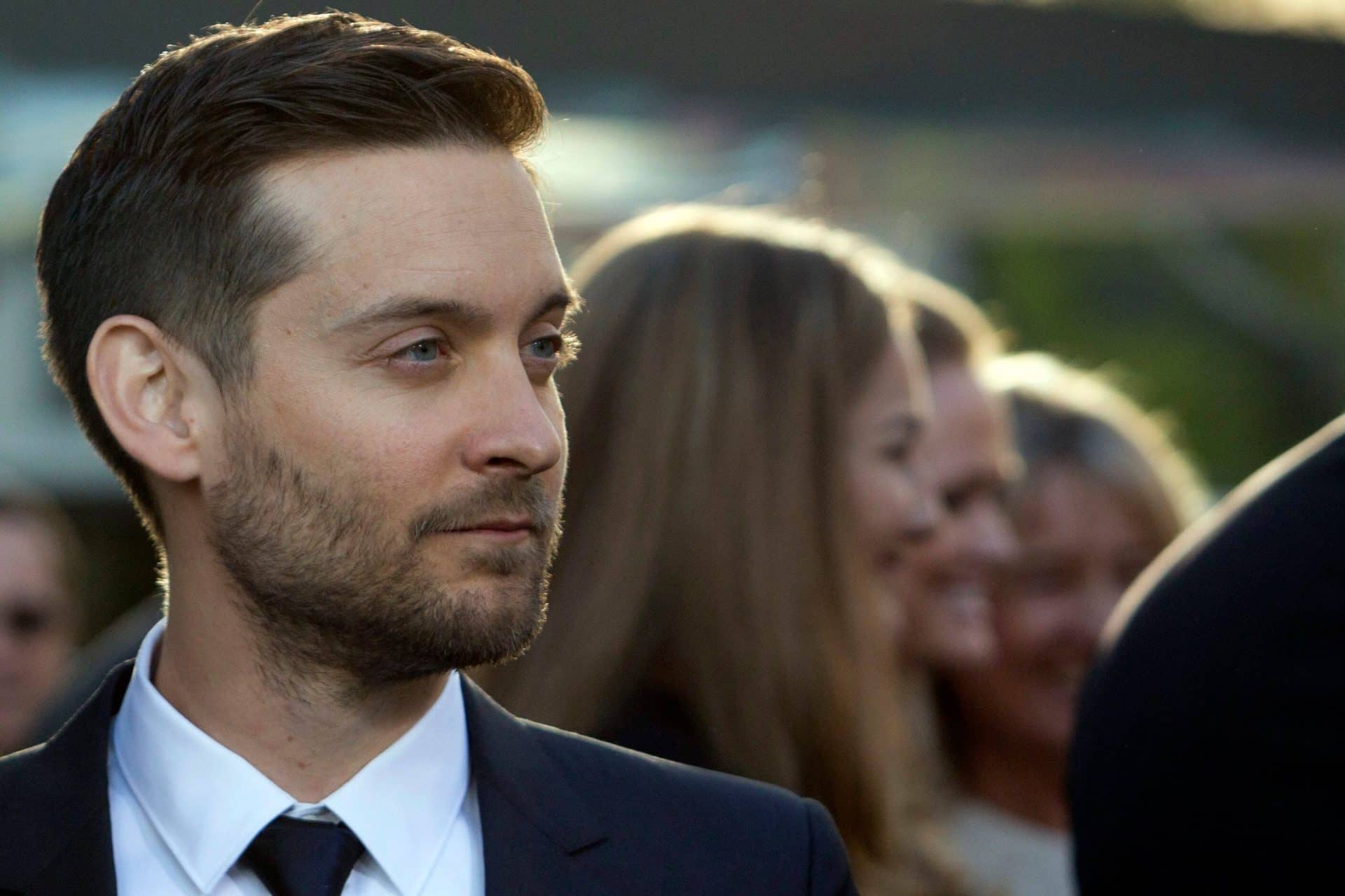 Sangue e neve: Tobey Maguire debutta alla regia con il noir norvegese