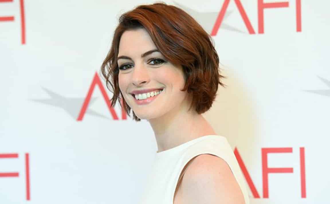 Anne Hathaway sarà la protagonista di una nuova commedia romantica di STXfilms