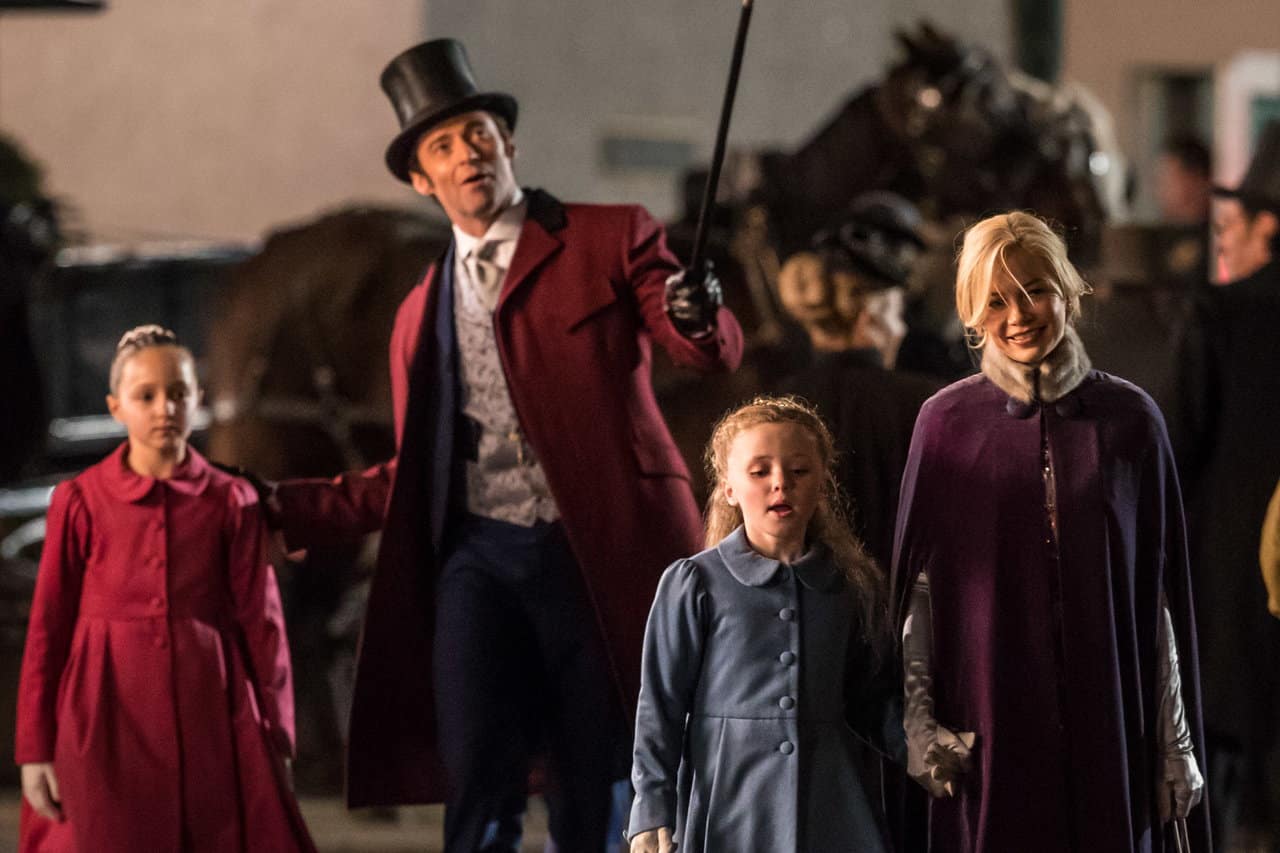 The Greatest Showman: gli attori sorridenti nei character poster