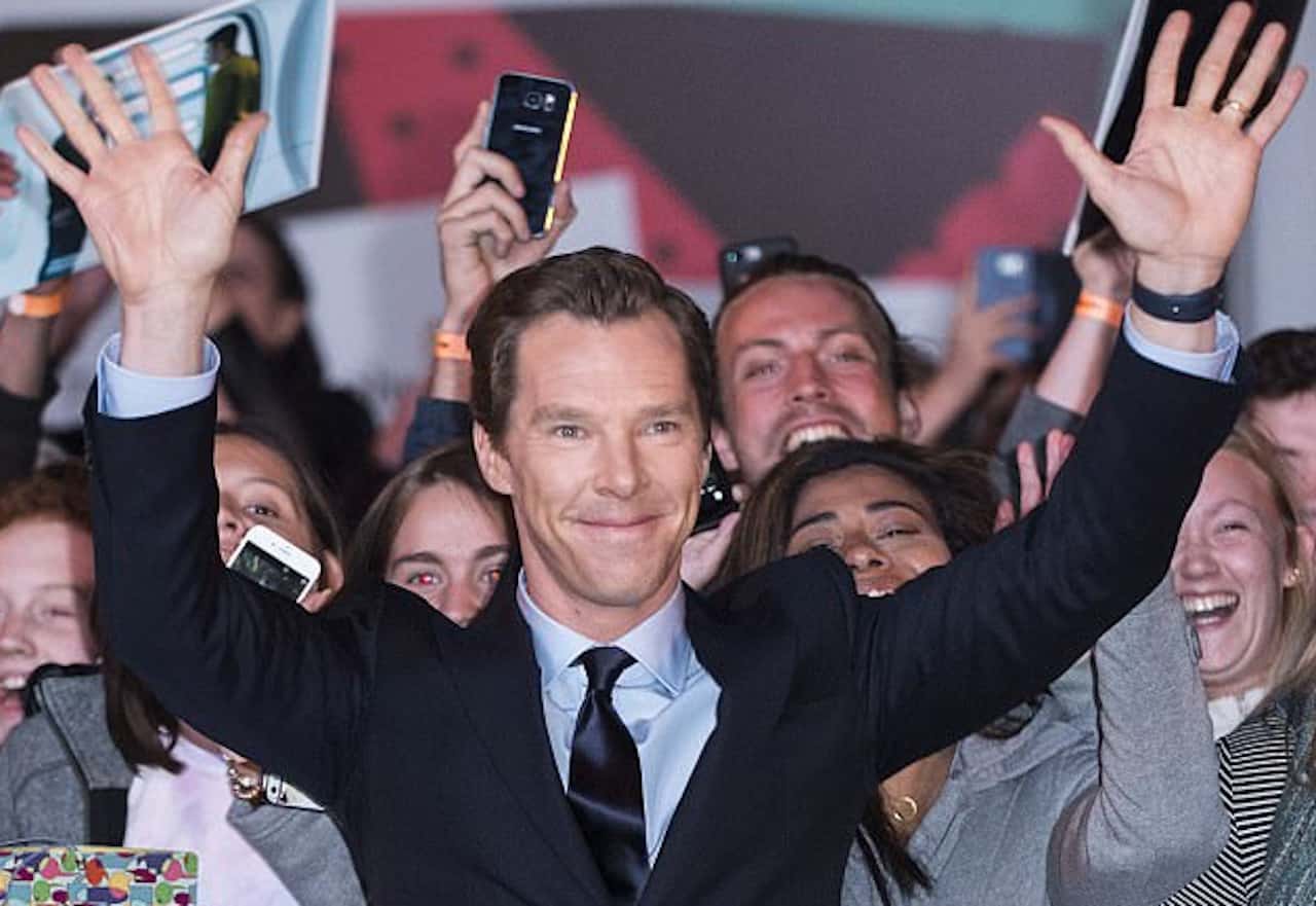 Benedict Cumberbatch: l’attore “tassa” i fan per concedere foto e autografi