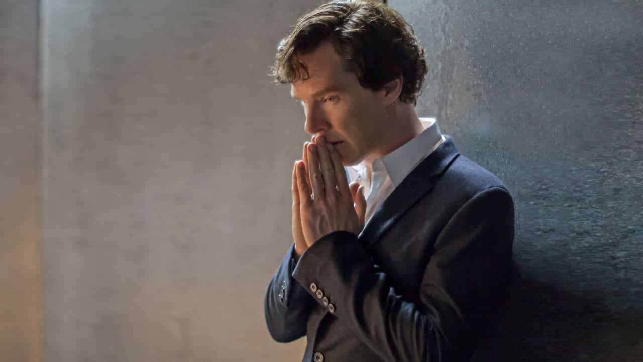 Benedict Cumberbatch è Patrick Melrose sul set della miniserie [FOTO]