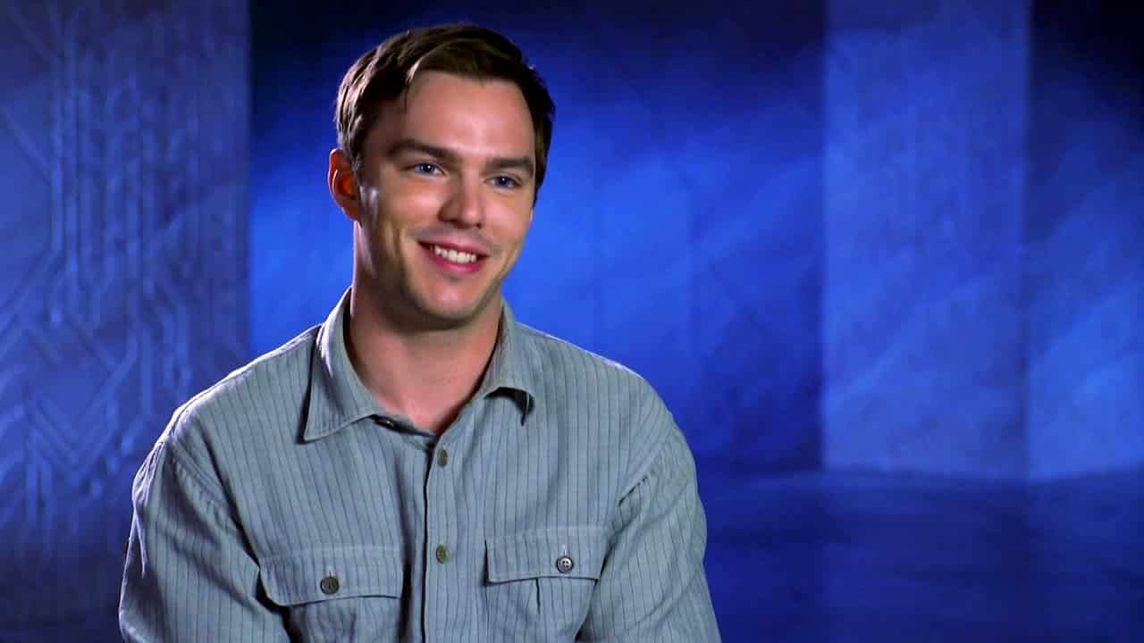 Nicholas Hoult è un giovane J. R. R. Tolkien nelle foto del biopic