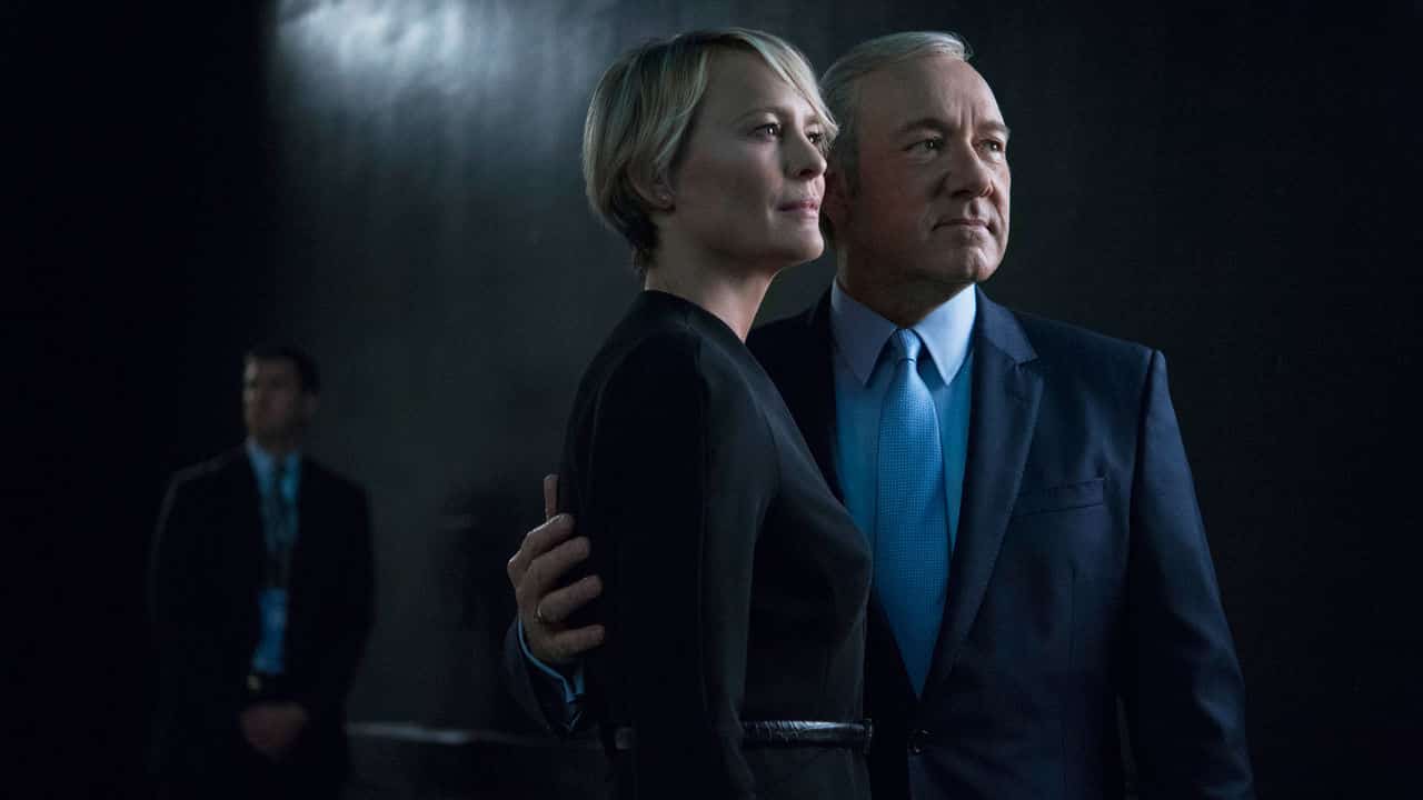 House of Cards 6: gli autori riscriveranno la stagione in poco tempo