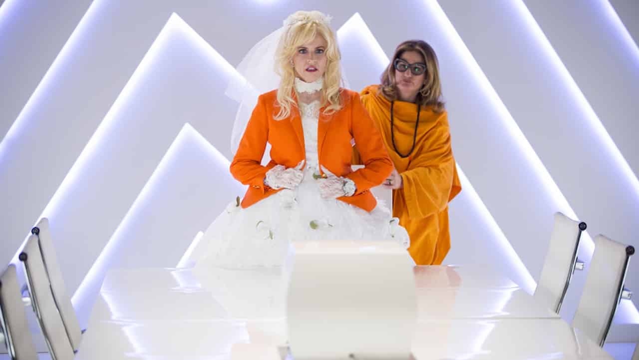 Lady Dynamite: la serie Netflix cancellata dopo la seconda stagione