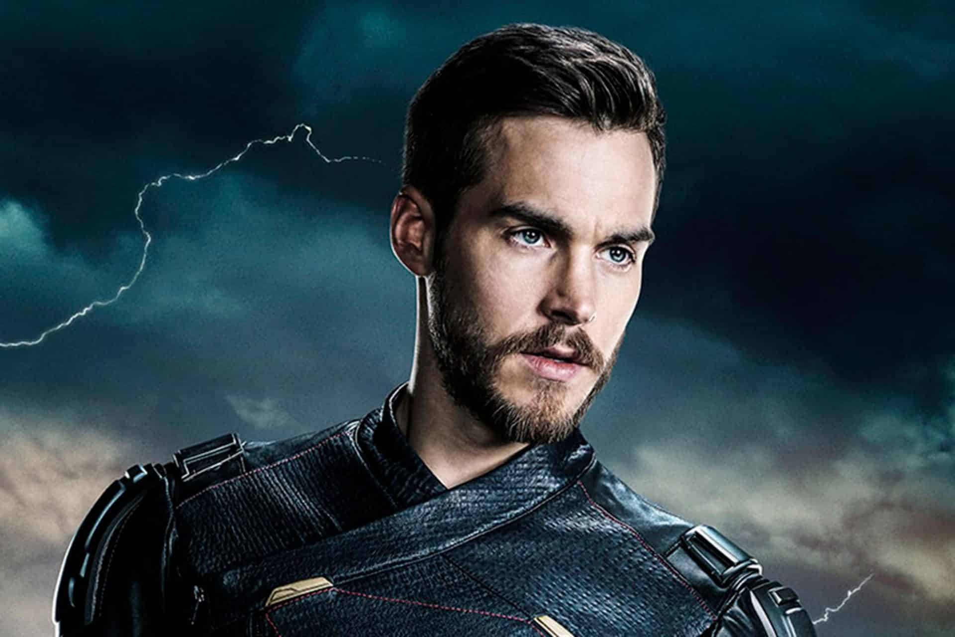 Supergirl – stagione 3: ecco il nuovo costume di Mon-El