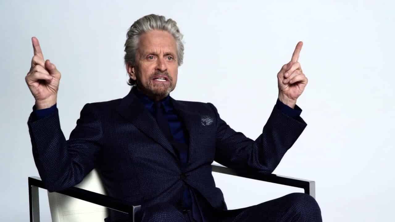 Michael Douglas nega le accuse di molestie rivolte contro di lui