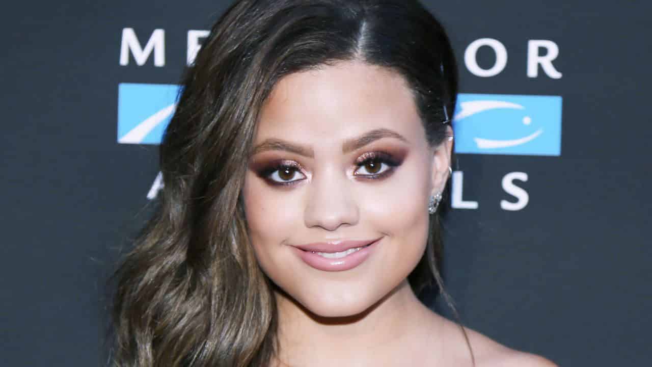 Streghe: Sarah Jeffery nel cast del reboot The CW