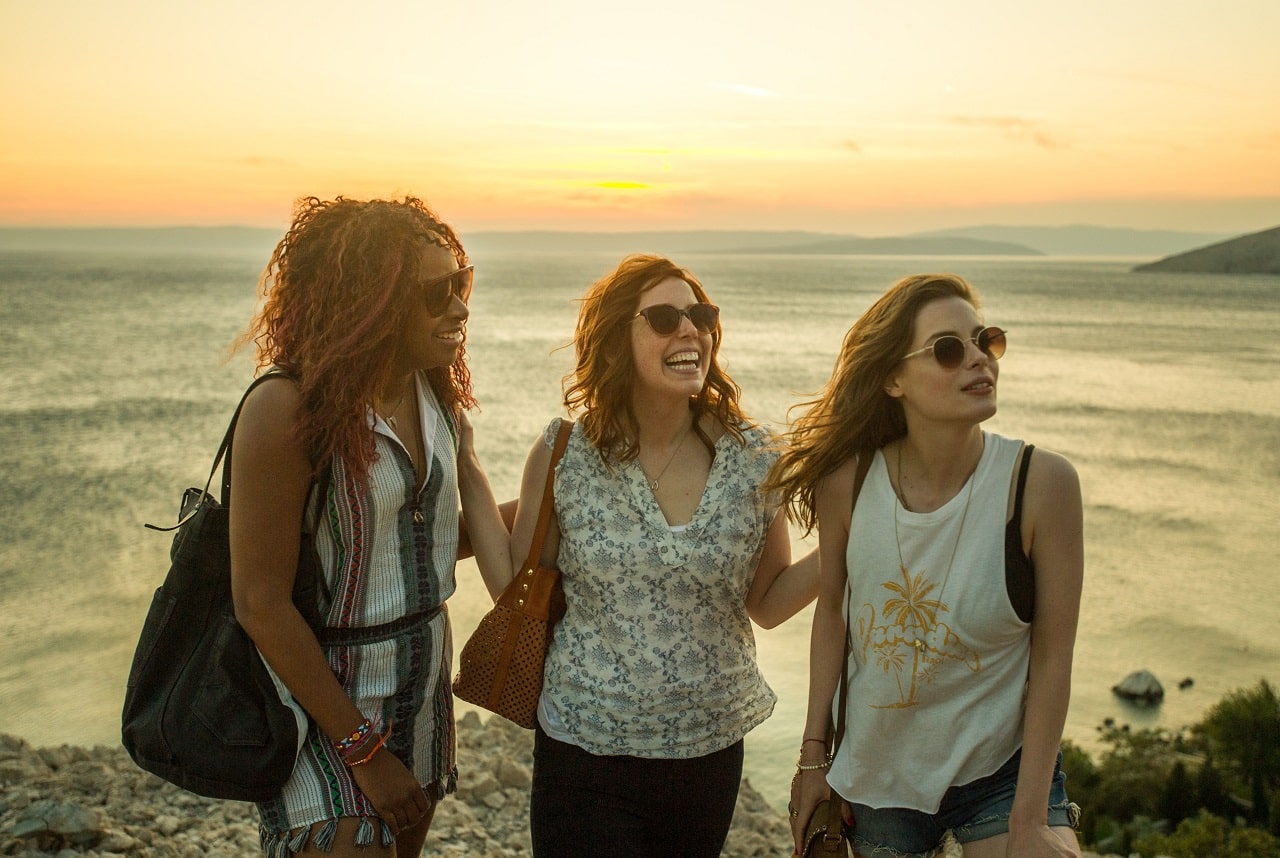 Ibiza: recensione della commedia Netflix con Gillian Jacobs