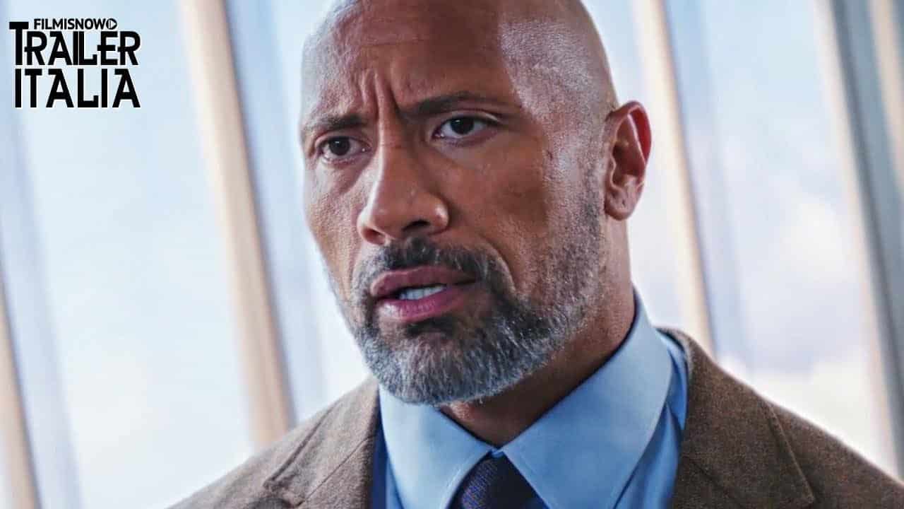 Skyscraper: Dwayne Johnson tra le fiamme nel nuovo trailer italiano