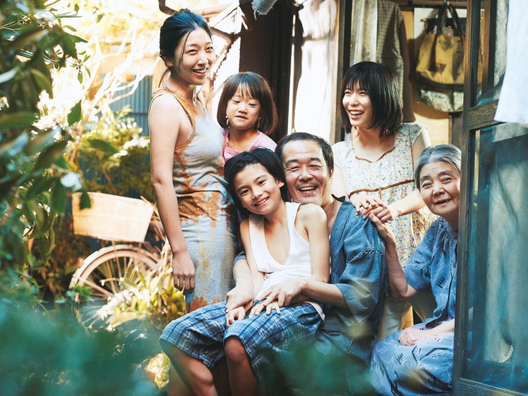 Un affare di famiglia: ecco il poster ufficiale del film di Kore-eda Hirokazu