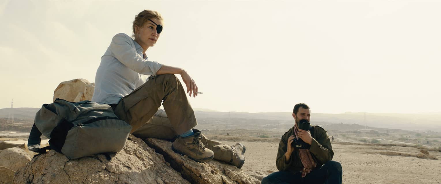 A Private War: il film con Rosamund Pike da novembre al cinema