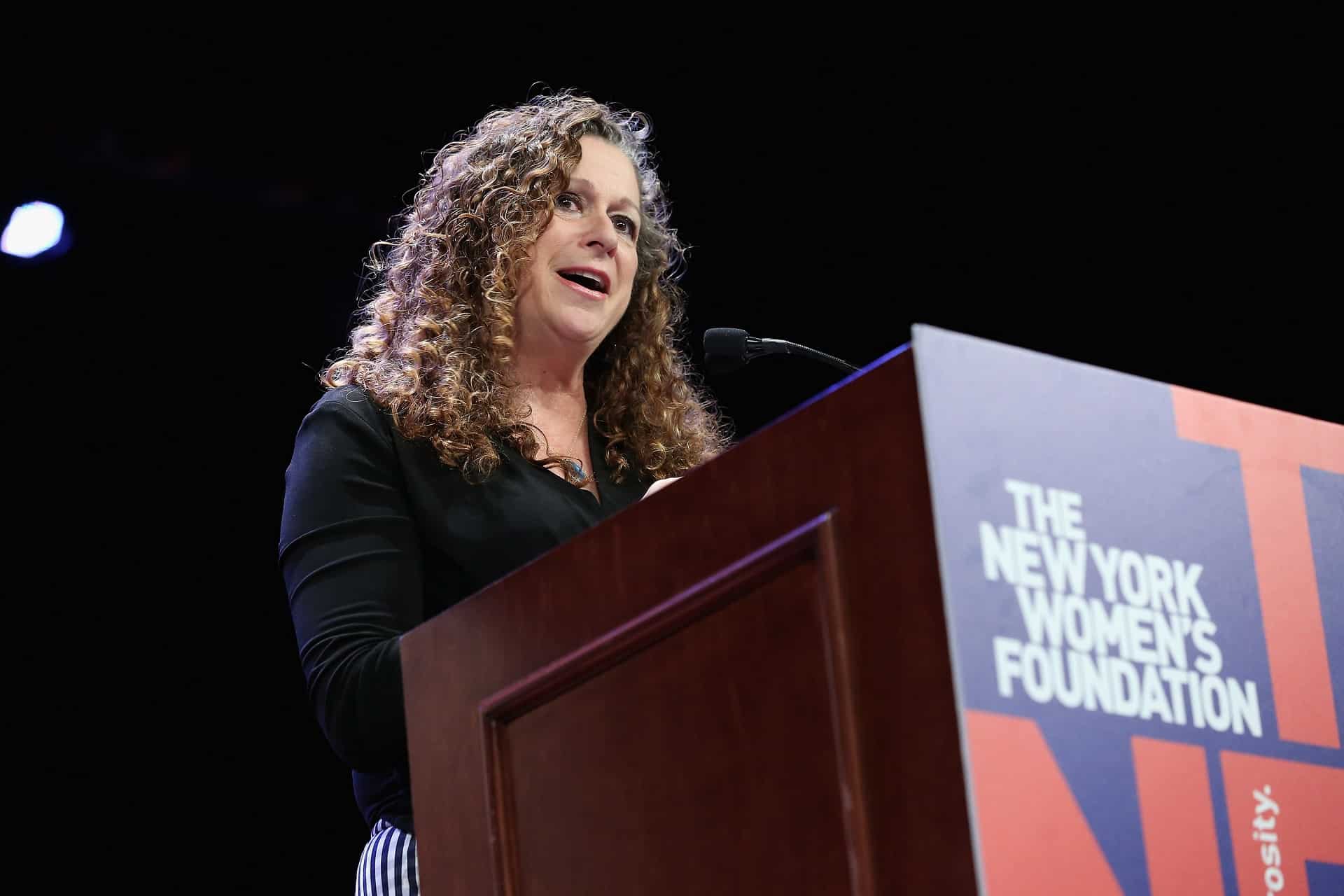 Abigail Disney considera folle il compenso di Bob Iger pari a $65 milioni