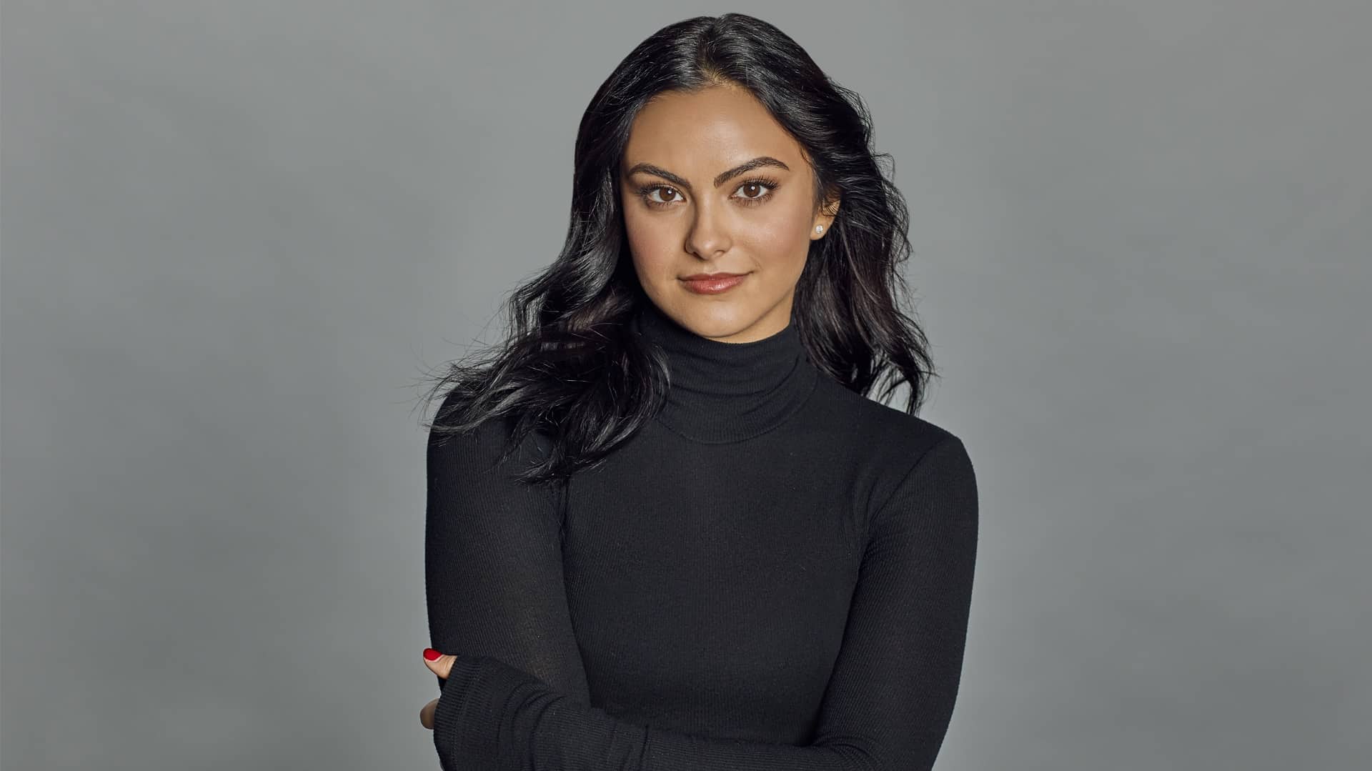 Windfall: Camila Mendes (Riverdale) nel cast del film Netflix