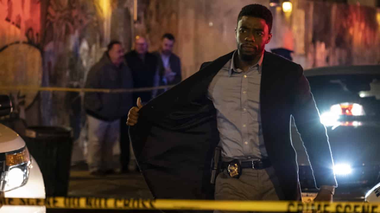 21 Bridges: l’uscita del film con Chadwick Boseman posticipata a novembre