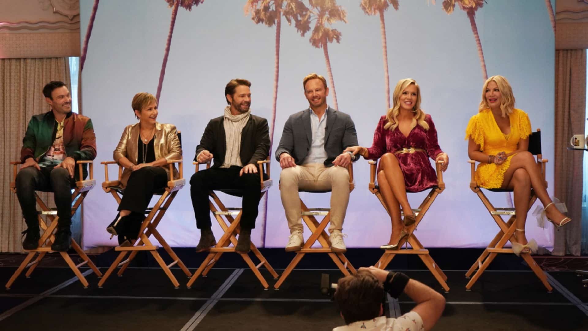 BH90210: riapre il Peach Pit in occasione del revival in arrivo