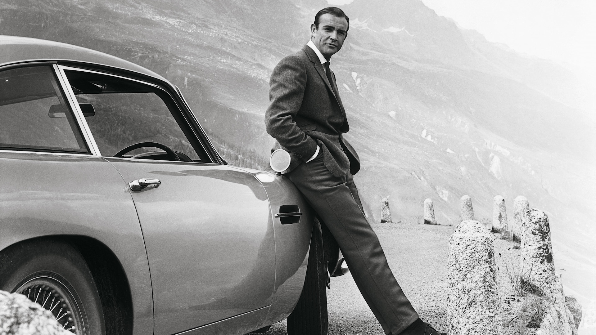 James Bond: la Aston Martin di Thunderball venduta a cifre da capogiro