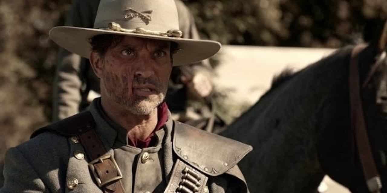 Crisis On Infinite Earths: Jonah Hex ritorna in una foto BTS