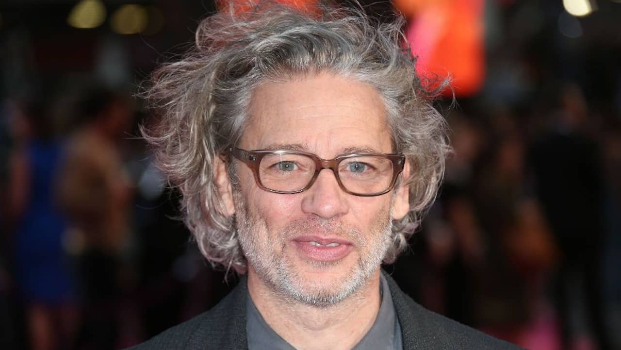 Renfield: Dexter Fletcher alla regia del film sul braccio destro di Dracula