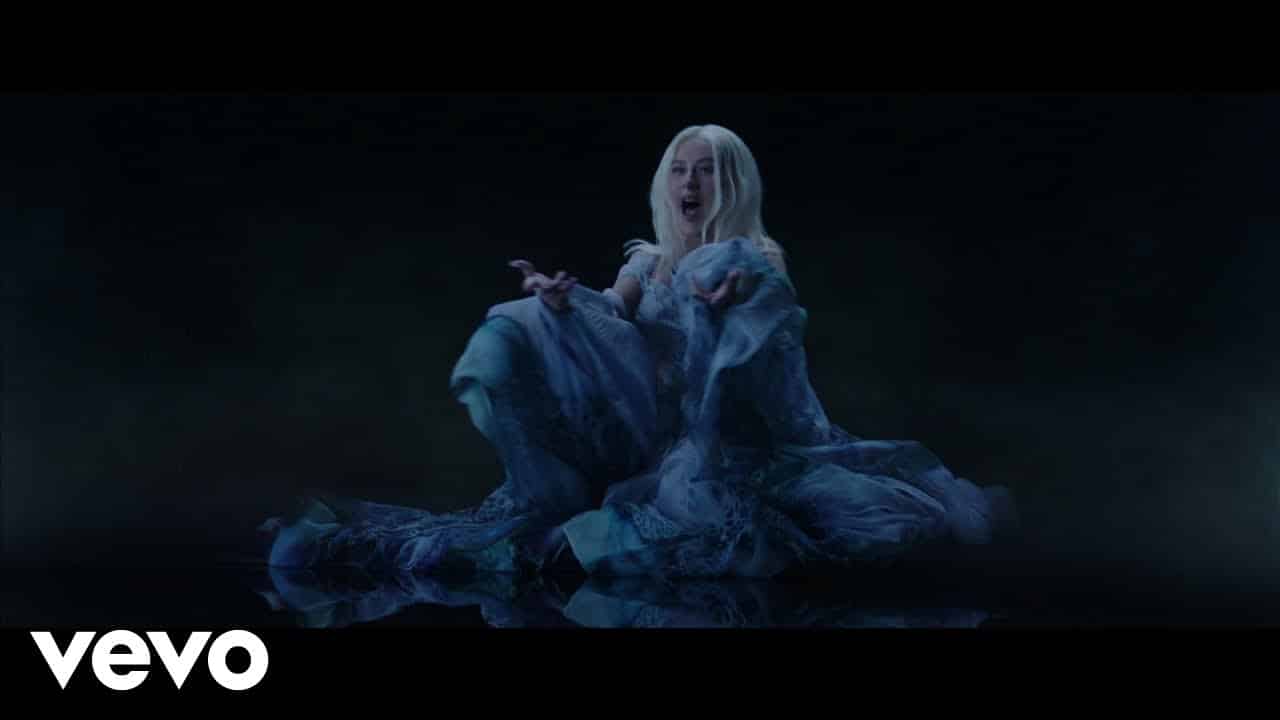 Mulan: Christina Aguilera canta Reflection [VIDEO]