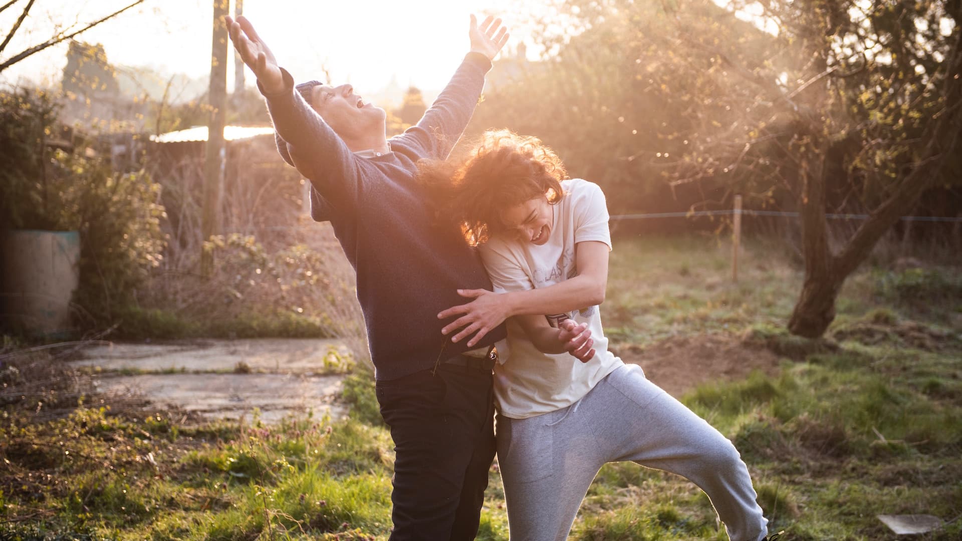 Guida Romantica a posti perduti: il poster del film con Clive Owen e Jasmine Trinca