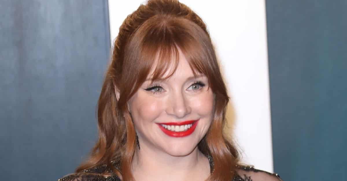 Bryce Dallas Howard e la sua incredibile trasformazione negli anni, da “brutto” anatroccolo a splendido cigno