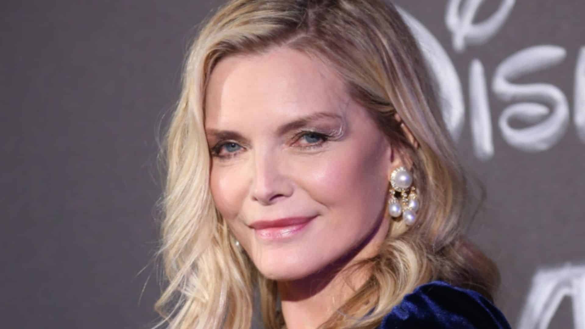 Avete visto la figlia di Michelle Pfeiffer? È stata adottata alla nascita, è bellissima e la madre la definisce “una forza della natura”