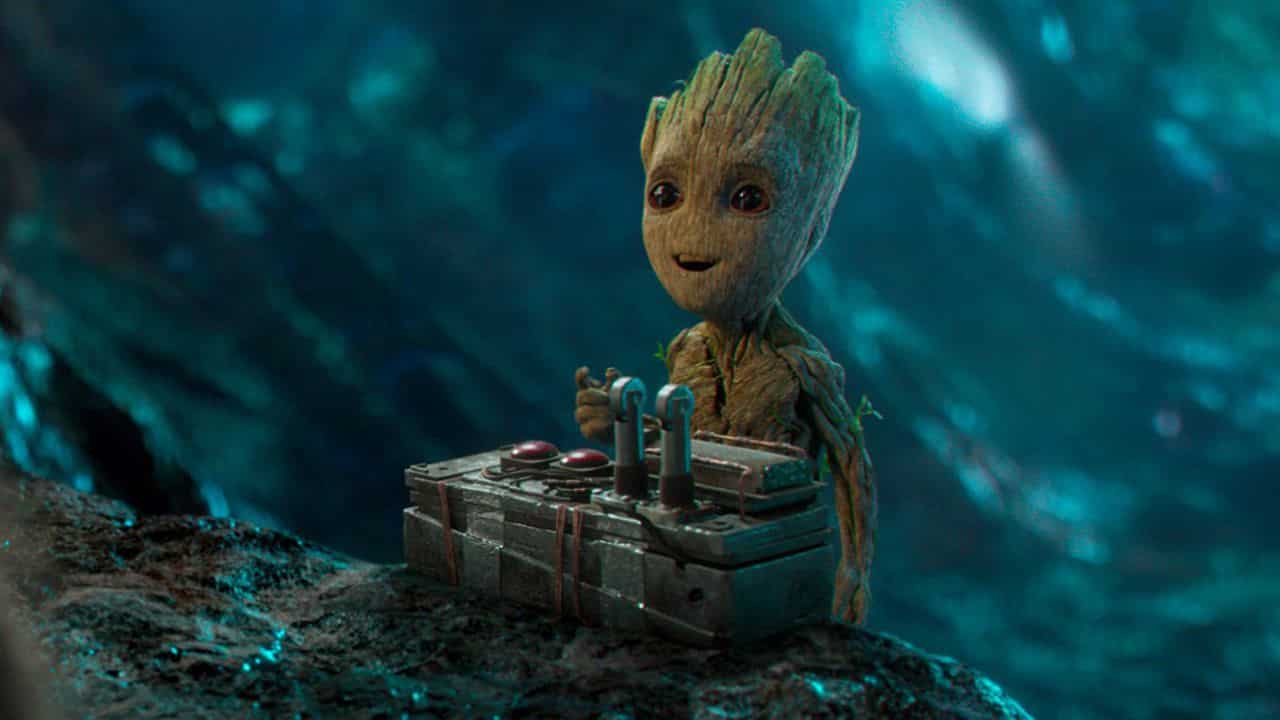 Guardiani della Galassia: Baby Groot si abbandona a una tenera danza in questo simpaticissimo cosplay [VIDEO]