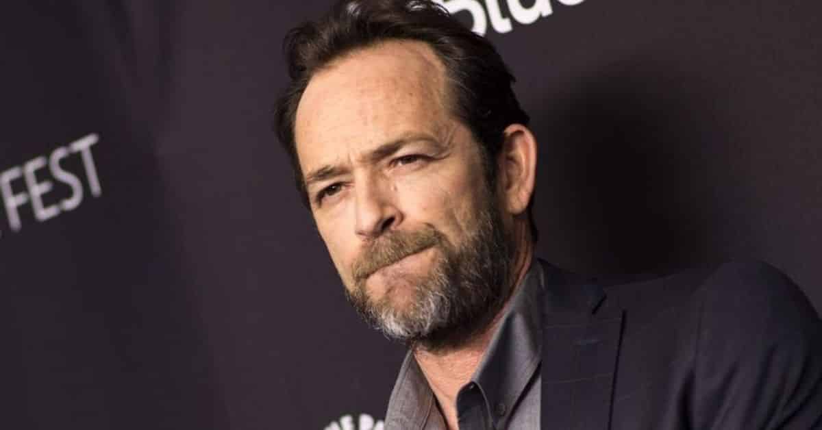 Avete visto la figlia di Luke Perry? Ha un particolare amore per i polli e un ricordo dolcissimo del suo papà