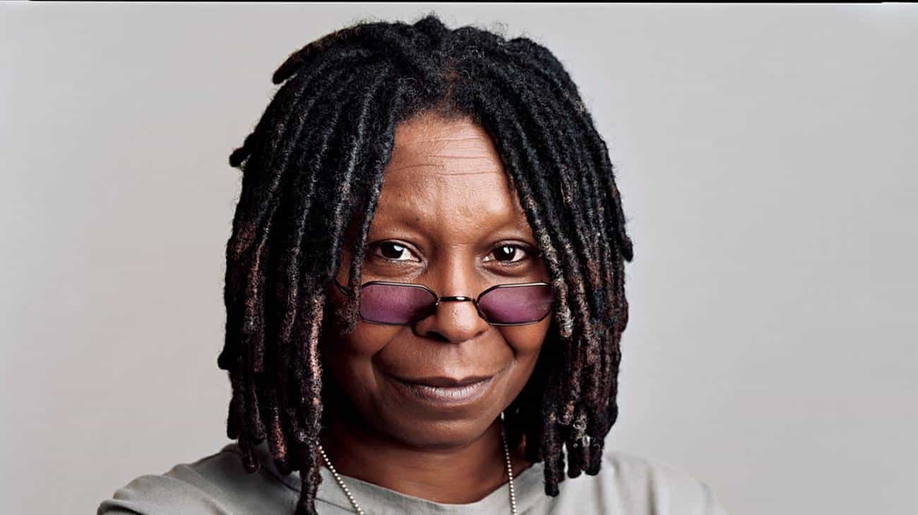 Whoopi Goldberg: l’attrice sta scrivendo un film su una supereroina “anziana e di colore”