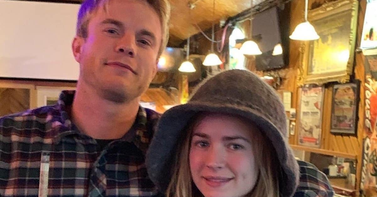 Britt Robertson è ancora fidanzata con Graham Rogers? Ecco tutto ciò che sappiamo sulla misteriosa relazione