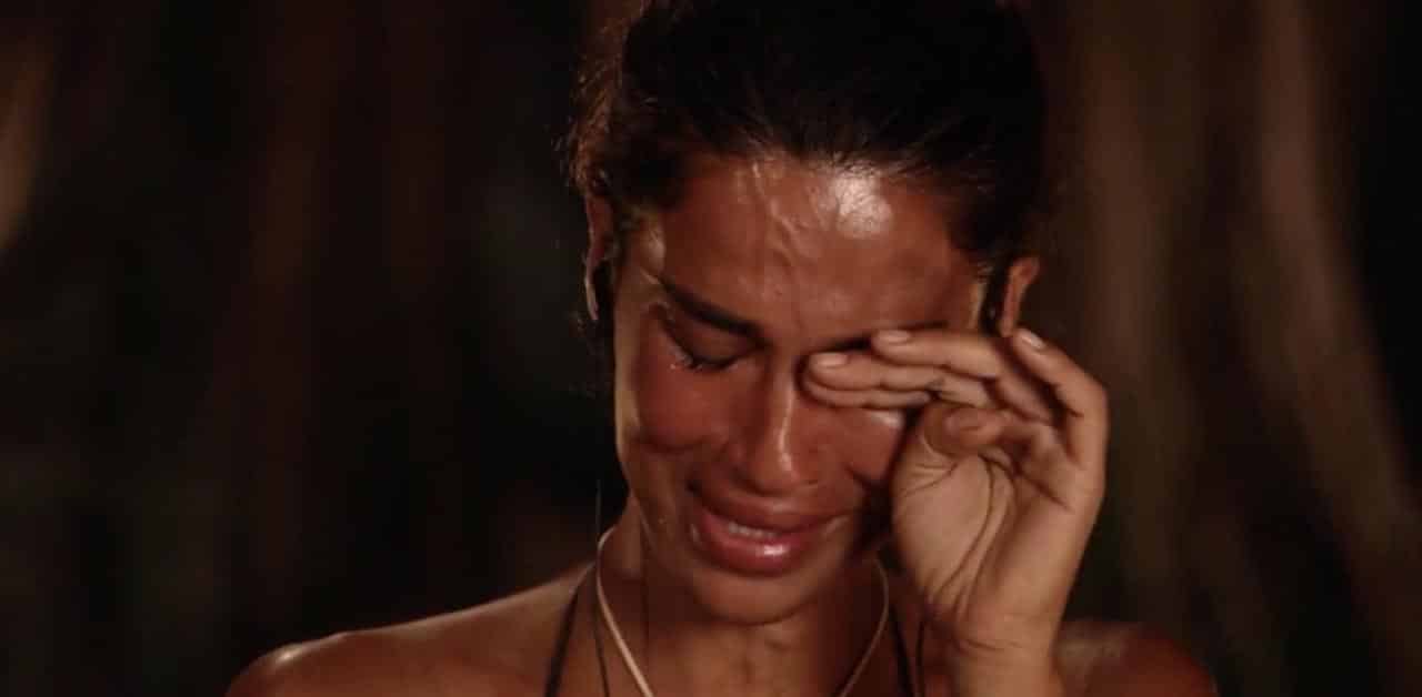 Francesca Lodo ricorda il periodo nero di Vallettopoli e scoppia in lacrime all’Isola dei Famosi