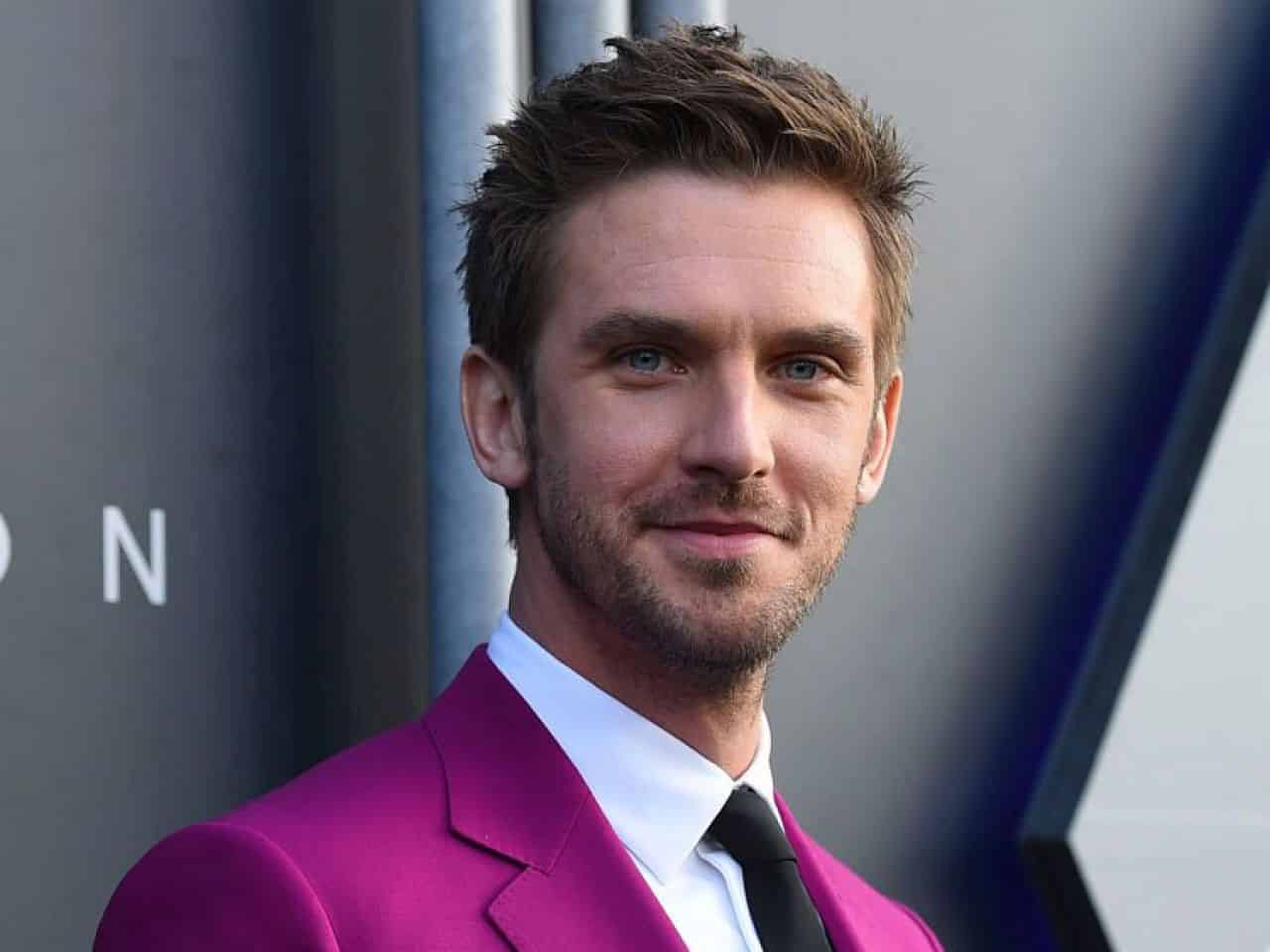 Avete visto la moglie di Dan Stevens? È una cantante jazz e non teme il suo lato bestiale