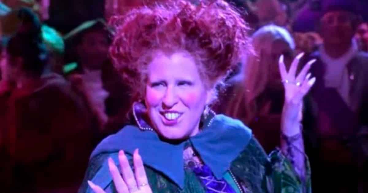 Hocus Pocus: Winnie è uguale all’originale in questo accuratissimo cosplay!