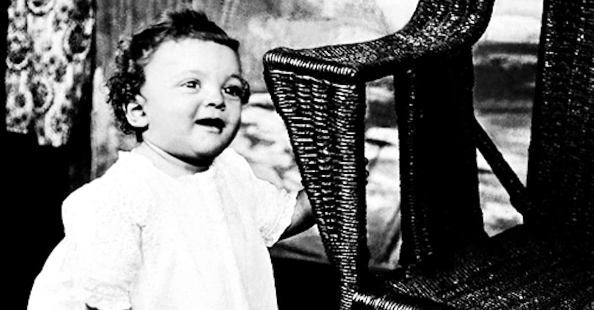 Chi è questo bambino? Il suo nome d’arte s’ispira a un tenore italiano, fece coppia con Jerry Lewis e cantò l’amore per l’Italia