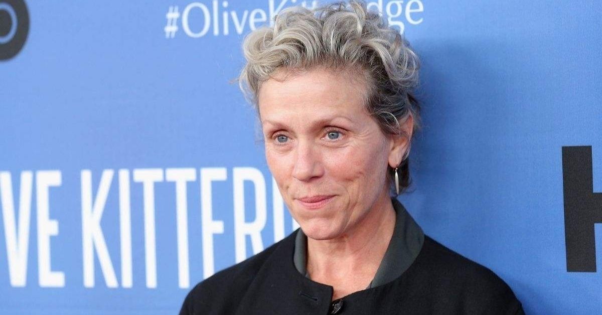 Avete visto il marito di Frances McDormand? Fa parte di un celebre duo di fratelli registi e si è innamorato di lei sul set