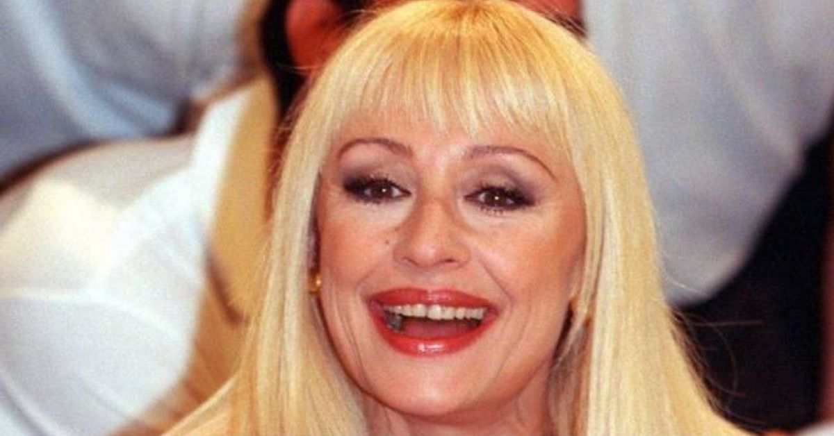 Raffaella Carrà e quel Tuca Tuca censurato in Italia perché troppo sexy: così Alberto Sordi le permise di aggirare l’ostacolo!