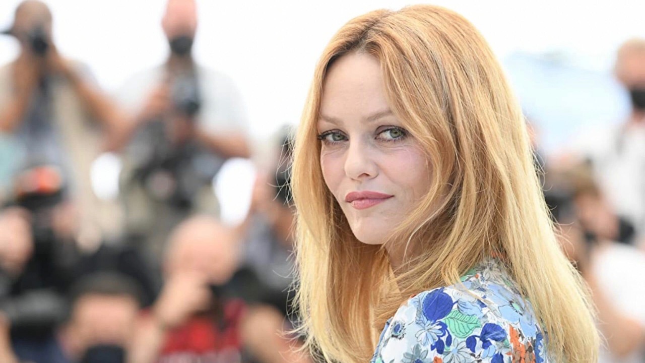 Cos’è il diastema? Vanessa Paradis e quel “difetto” sexy che l’accomuna a Brigitte Bardot