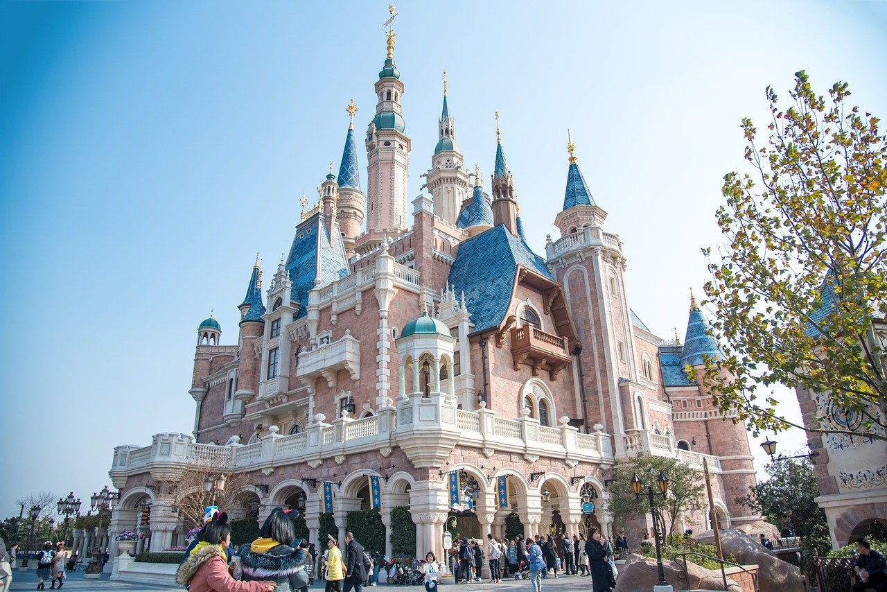 Lockdown a Disneyland Shangai: 30.000 visitatori in quarantena!