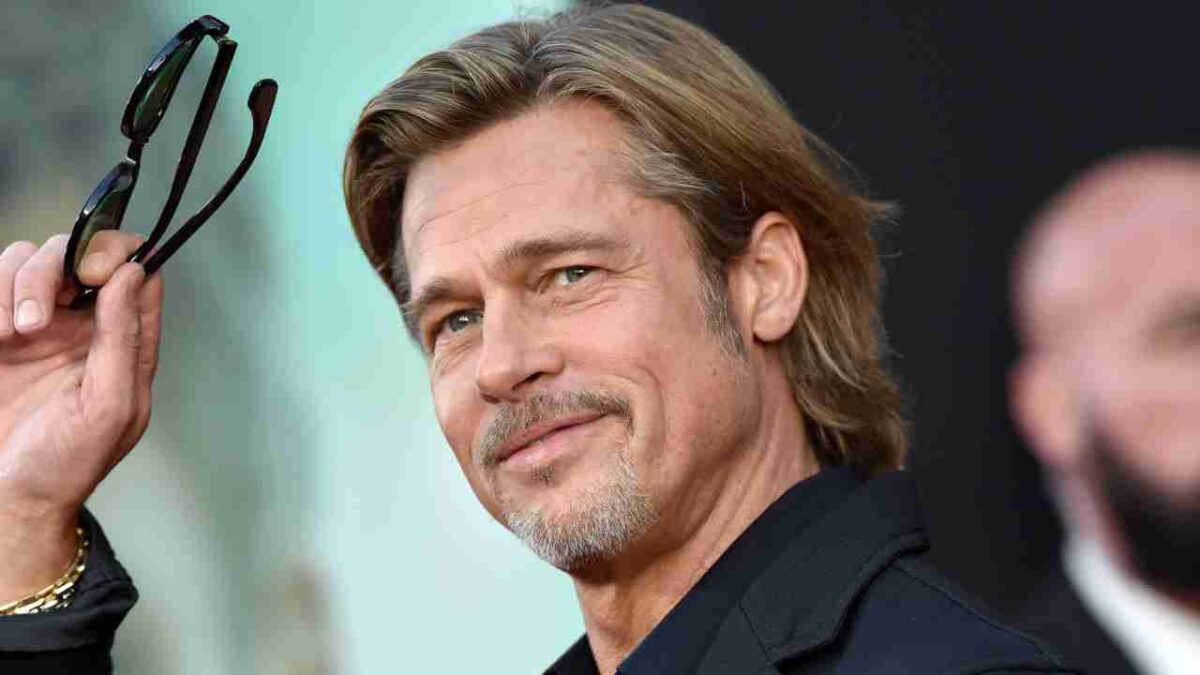 Brad Pitt Si Lascia Alle Spalle Lamore Con Angelina Jolie Con Una Nota Supermodella E Attrice 