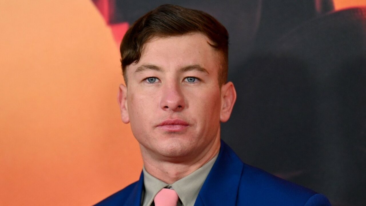 Barry Keoghan condivide la prima foto del figlio appena nato rivelandone il nome nella dolcissima dedica