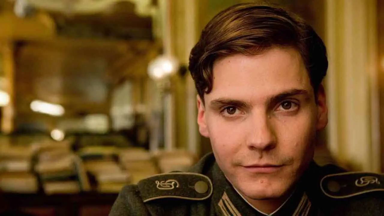 Niente di nuovo sul fronte occidentale: trailer e data d’uscita del film Netflix con Daniel Brühl