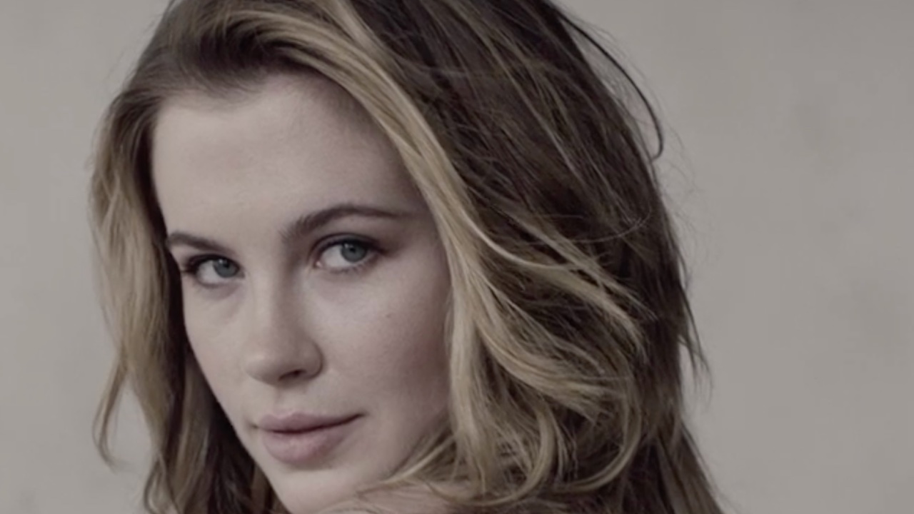 Ireland Baldwin annuncia di essere incinta - Cinematographe.it